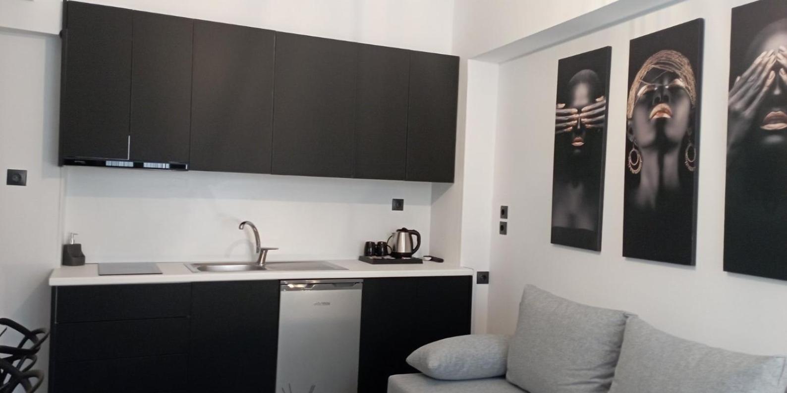 Eleni Apartment *
